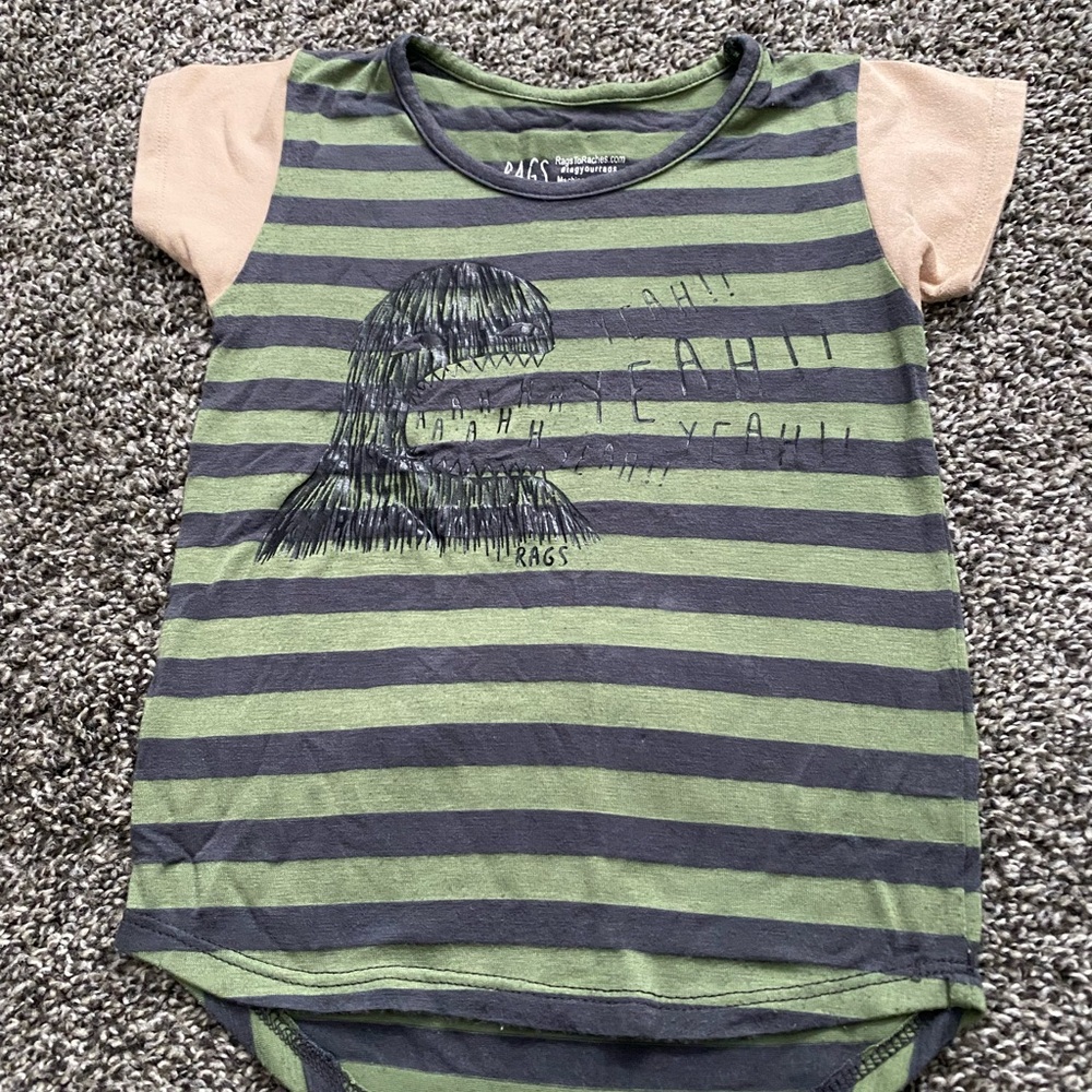 Rags to Raches Green and Tan Dinosaur Tee